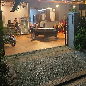 Aurora Backpackers Hostel Luang Prabang